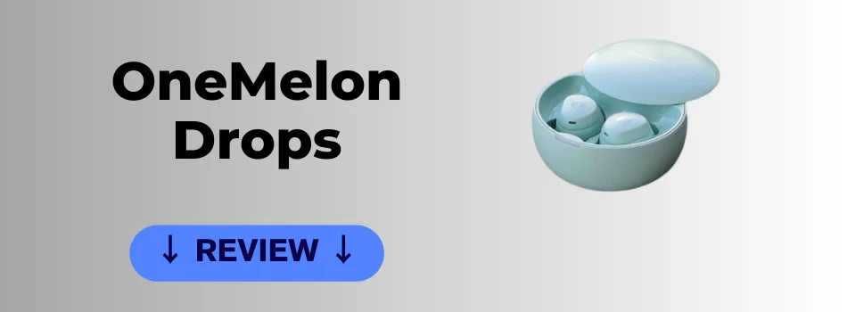 Een afbeelding van de Onemelon Drops draadloze oordopjes, liggend in hun oplaadcase. De oordopjes zijn klein en compact, met een ergonomisch design voor een comfortabele pasvorm. De oplaadcase is stijlvol en draagbaar, perfect om de oordopjes onderweg op te laden.